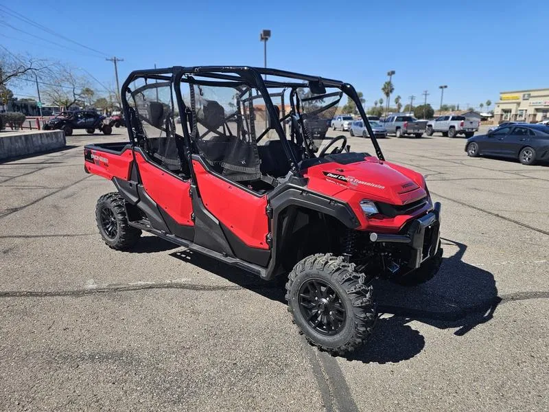 2025 Honda Pioneer 1000-6 Deluxe Crew