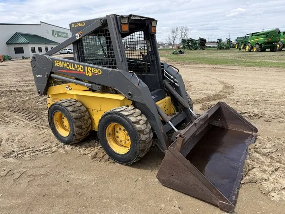 2002 New Holland LS180