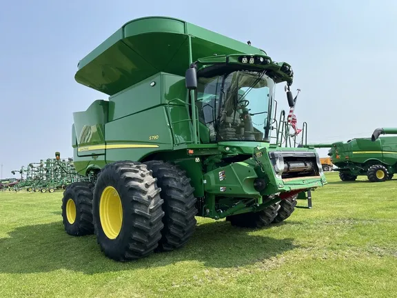2024 John Deere S790