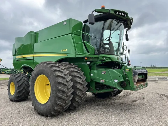2018 John Deere S780