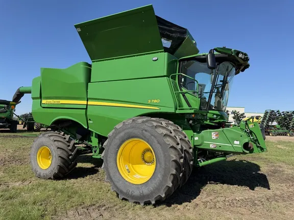 2023 John Deere S780
