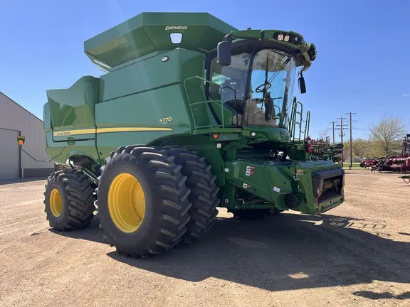 2024 John Deere S770