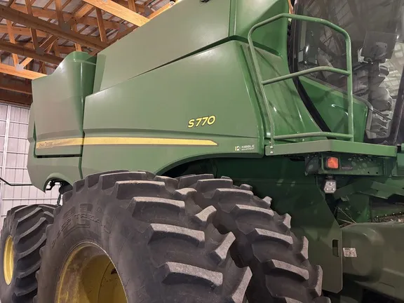 2023 John Deere S770