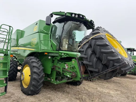 2024 John Deere S770