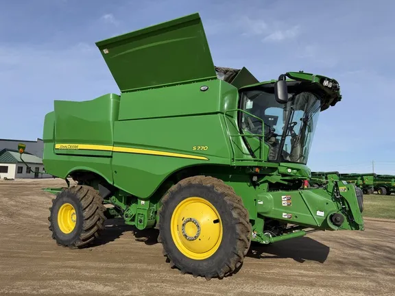 2024 John Deere S770