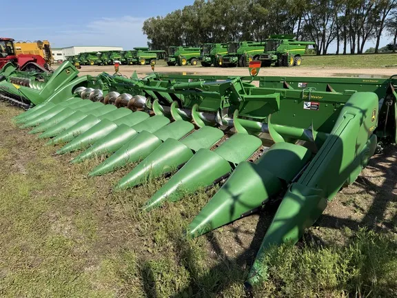 2020 John Deere 712FC