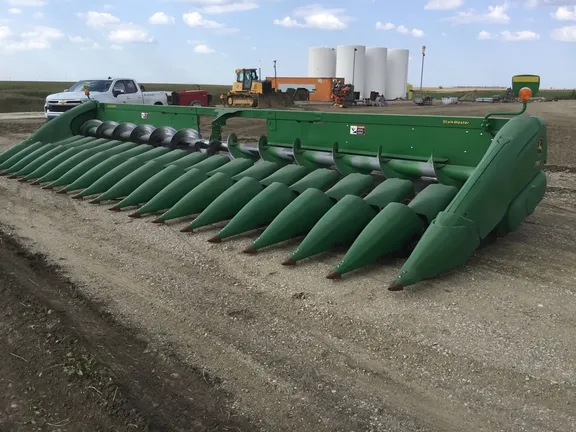 2019 John Deere 718C