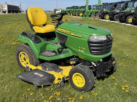 2021 John Deere X734