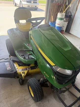 2015 John Deere X324