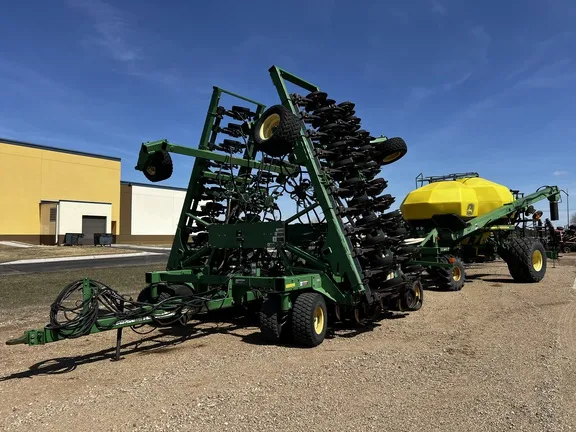 2003 John Deere 1890