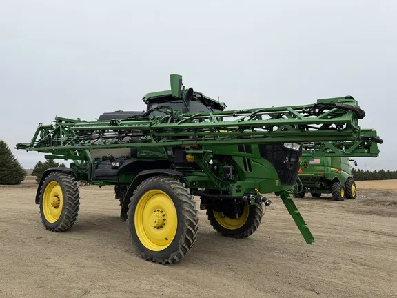 2023 John Deere 412R