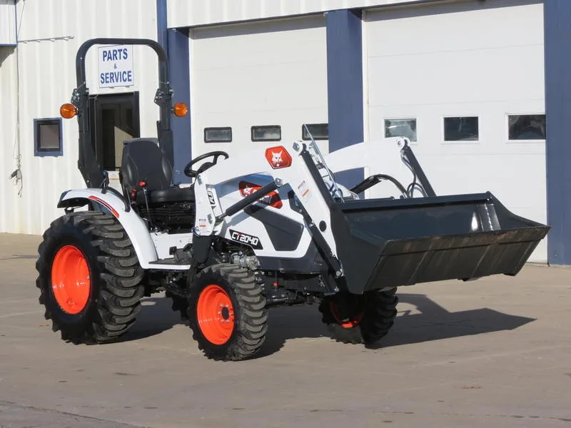 2025 Bobcat CT2040 HST