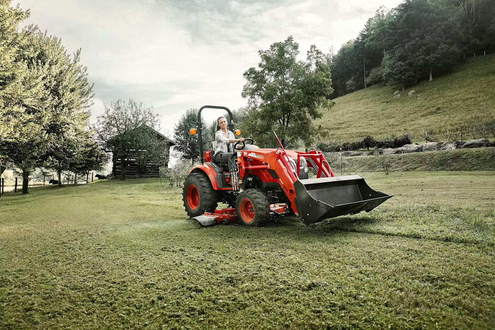 KIOTI CX Compact Tractor