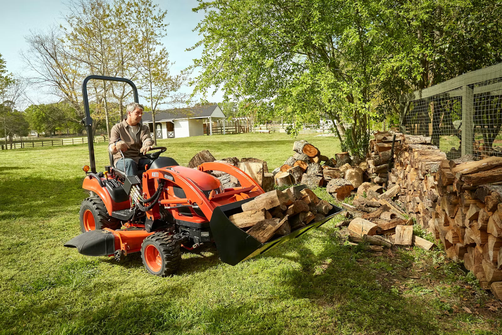 KIOTI CS Sub-Compact Tractor