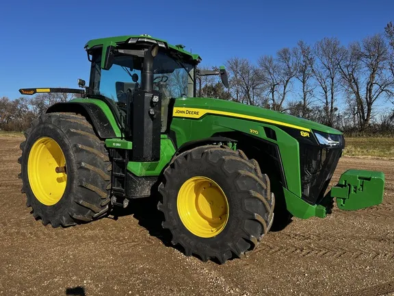 2023 John Deere 8R 370