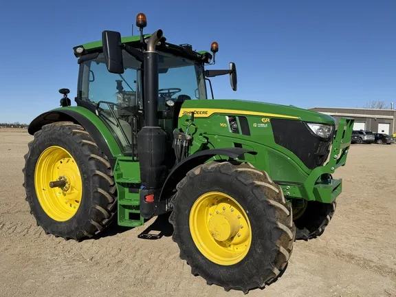 2025 John Deere 6R 165