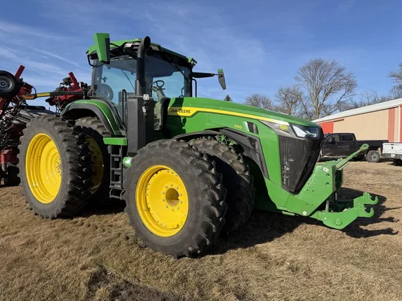 2024 John Deere 8R 340