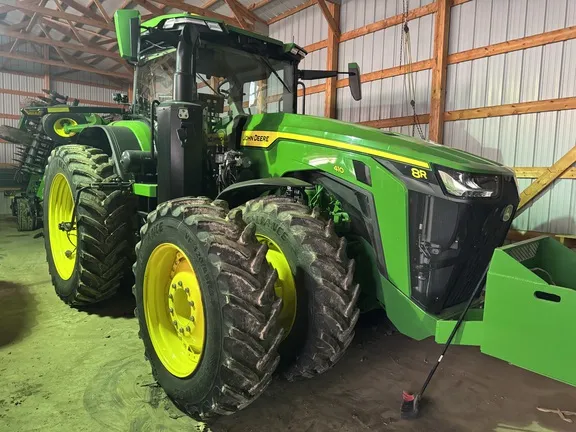 2024 John Deere 8R 410