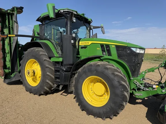 2023 John Deere 7R 330