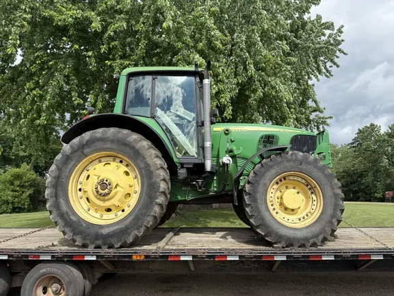 2007 John Deere 7420