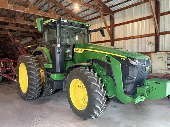 2024 John Deere 8R 230