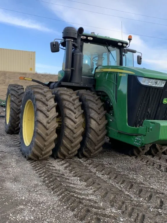 2014 John Deere 9560R