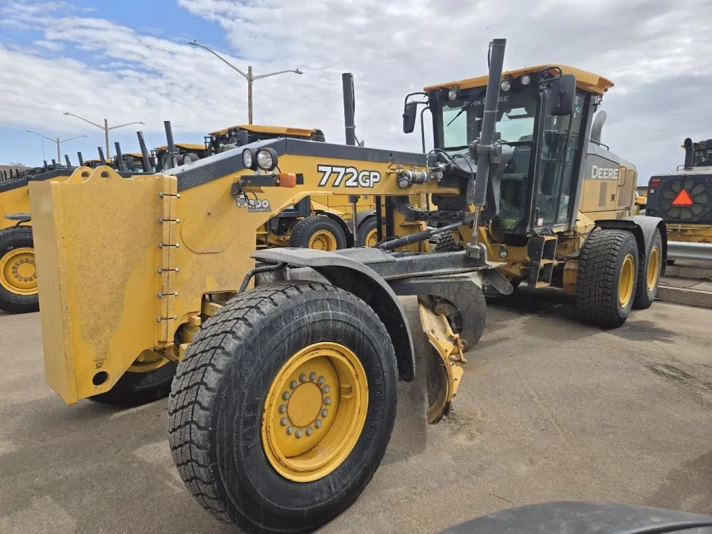 2018 John Deere 772G