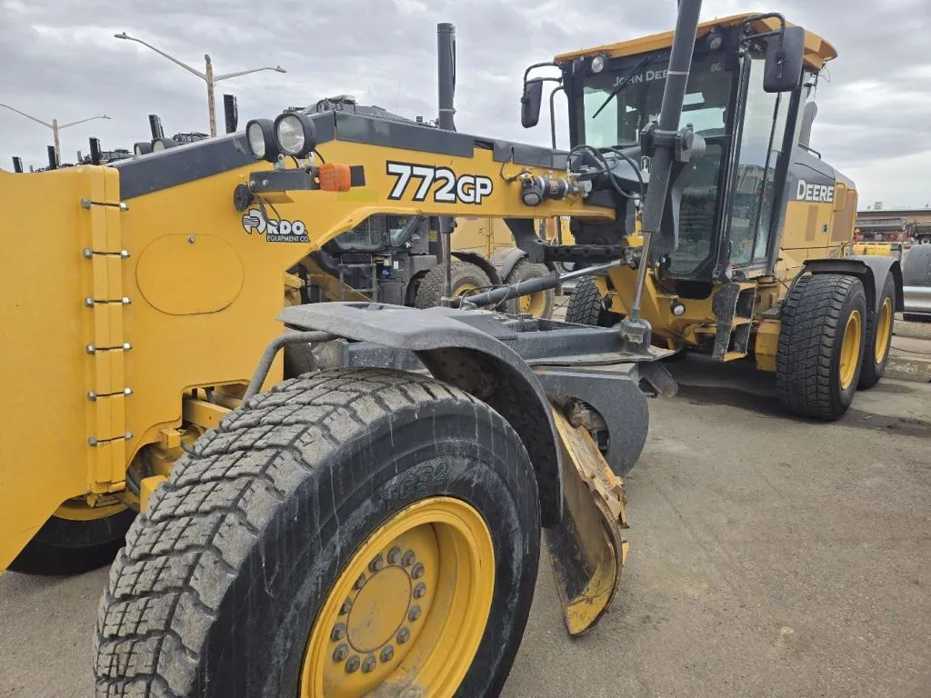2018 John Deere 772G