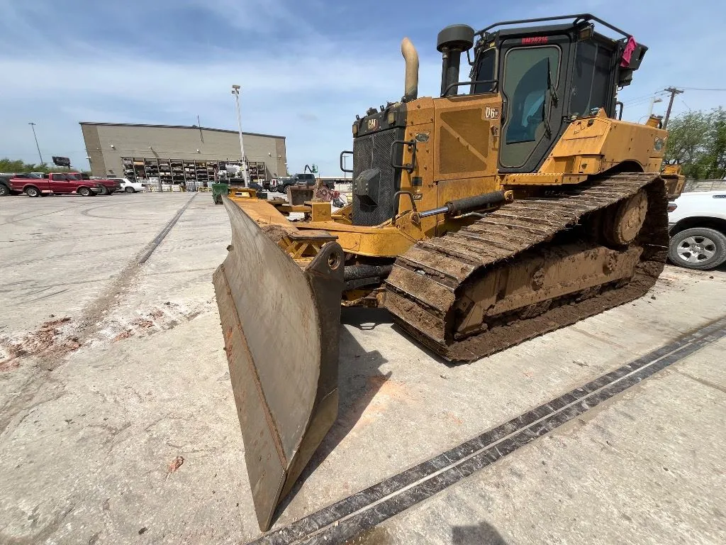 2020 Cat D6XE