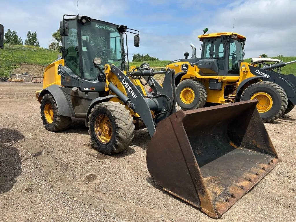 2020 John Deere 324L