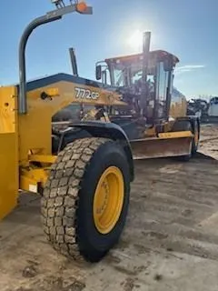 2020 John Deere 772G
