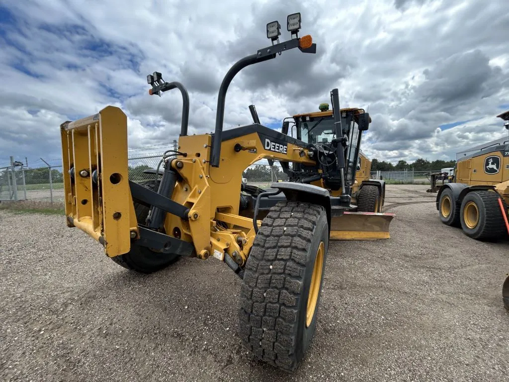 2020 John Deere 772G