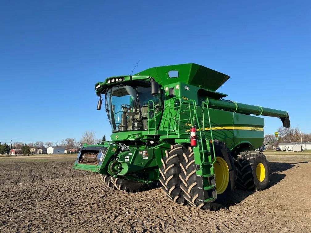2021 John Deere S780