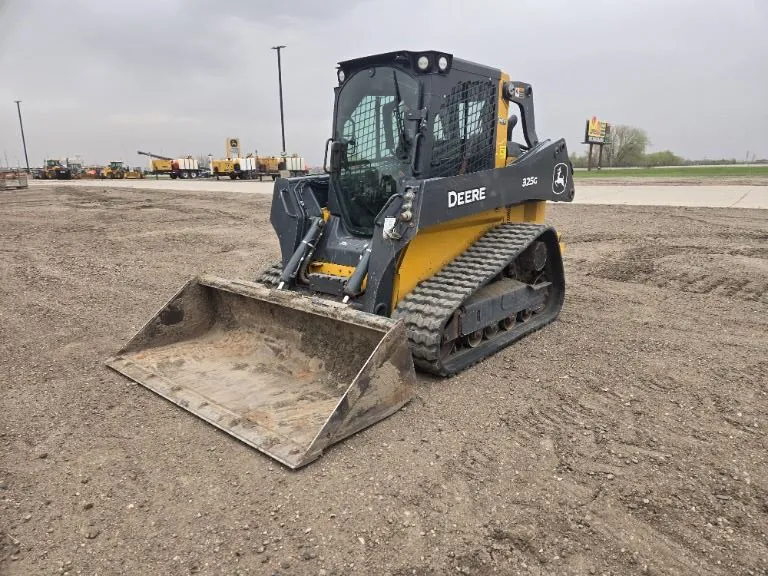 2022 John Deere 325G