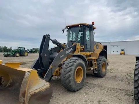 2022 John Deere 624P