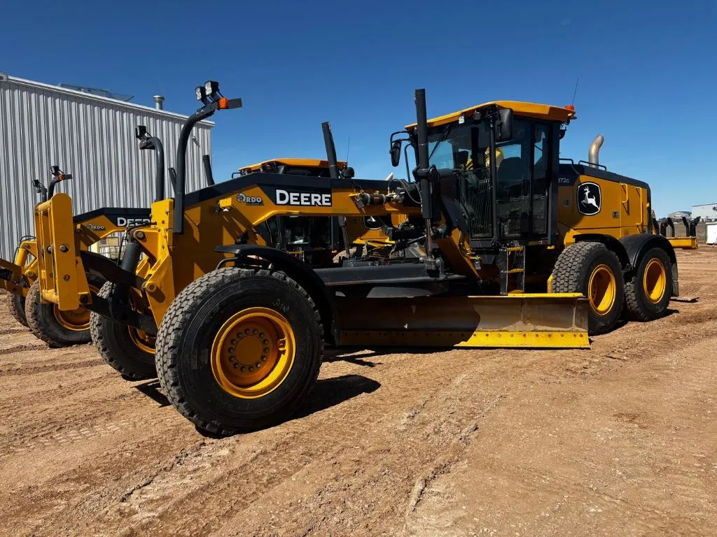 2022 John Deere 872G