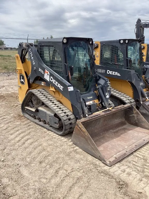 2023 John Deere 317G