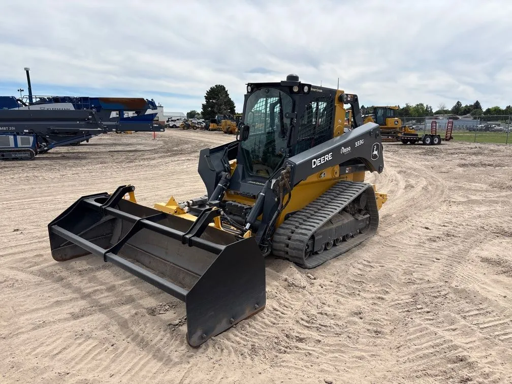 2023 John Deere 333G