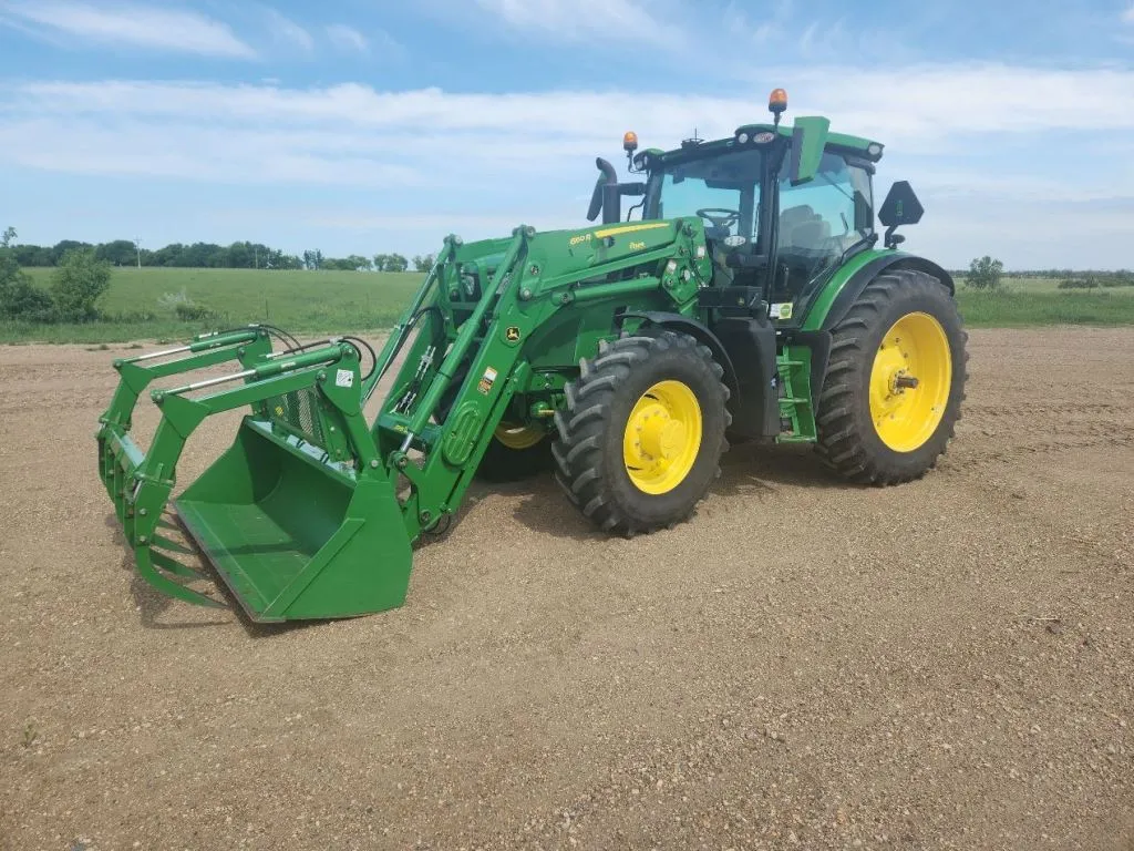 2023 John Deere 6R 155