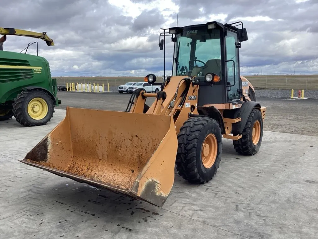 2014 Case 321E