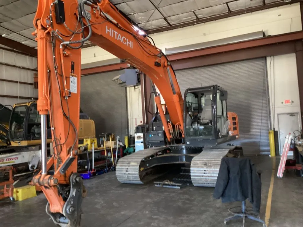2021 Hitachi 210GLC