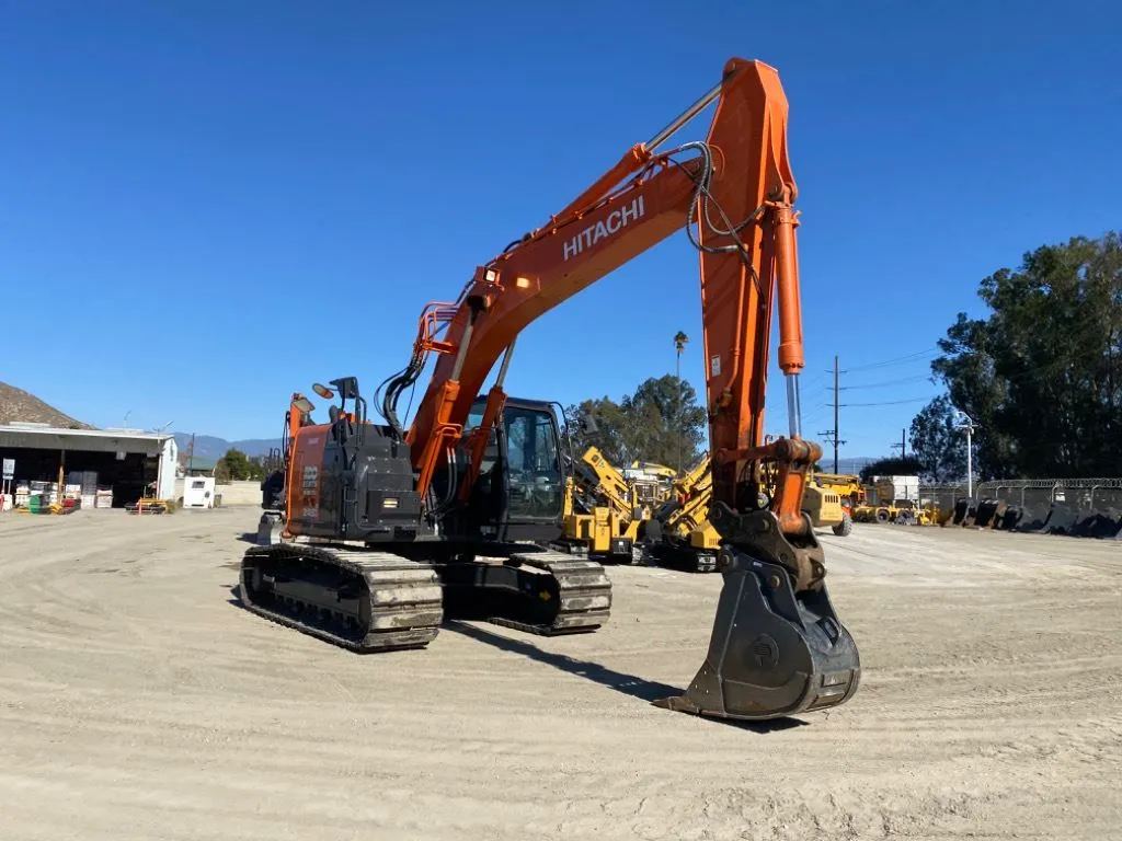 2021 Hitachi 245G