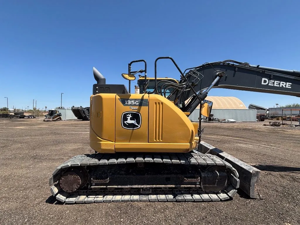 2021 John Deere 135G