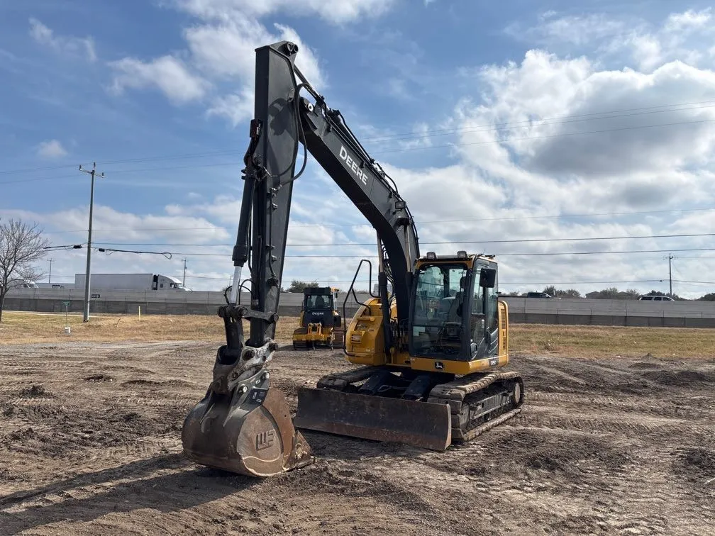 2021 John Deere 135G