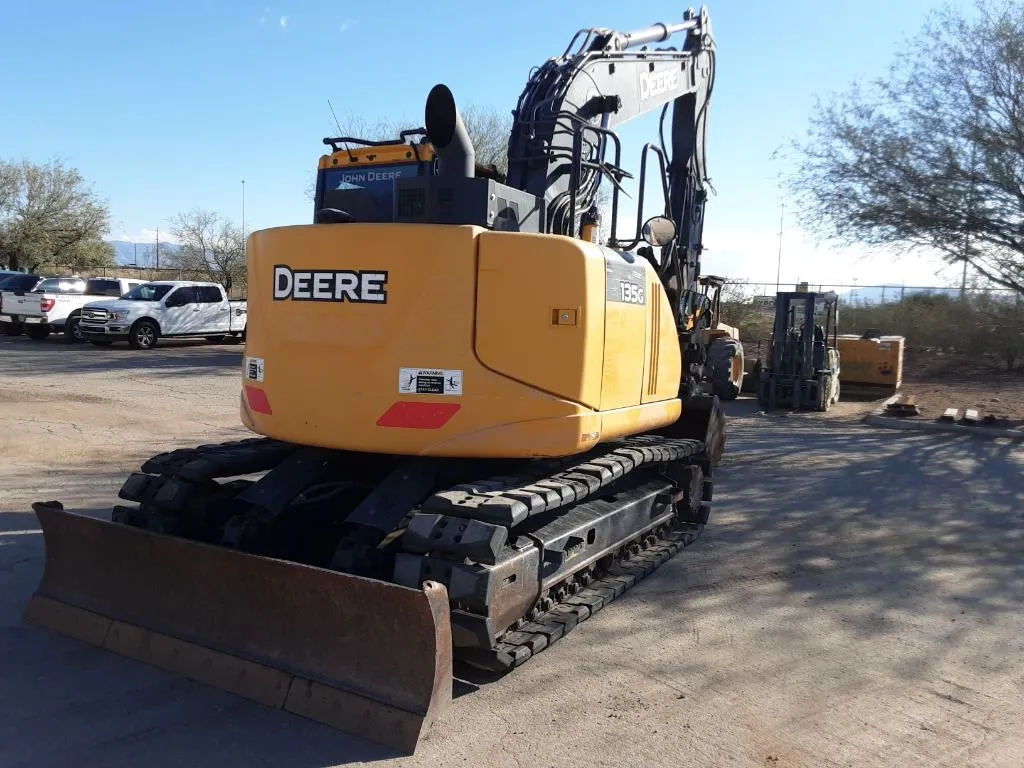 2020 John Deere 135G