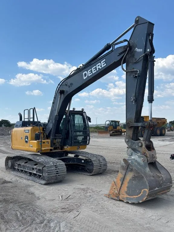 2021 John Deere 200G