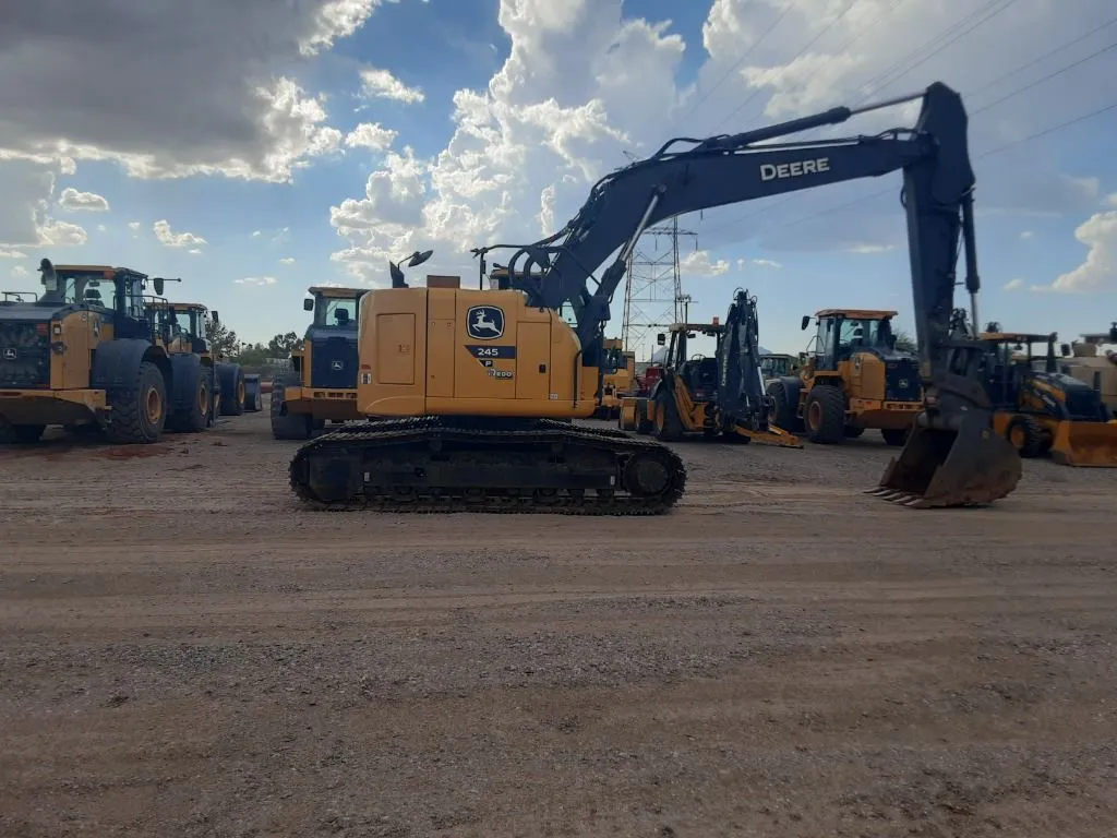 2023 John Deere 245P