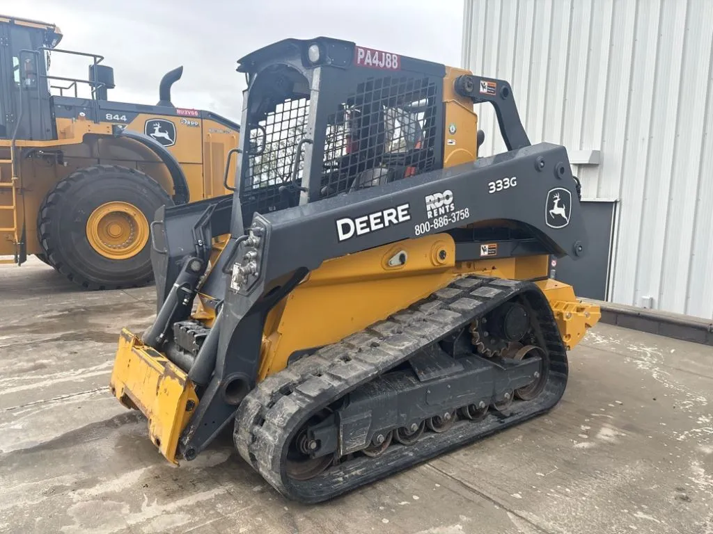 2023 John Deere 333G