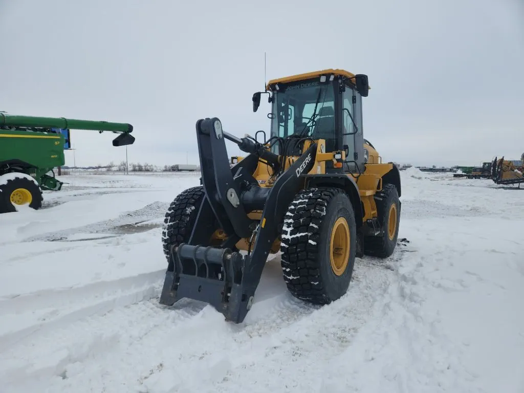 2024 John Deere 524P