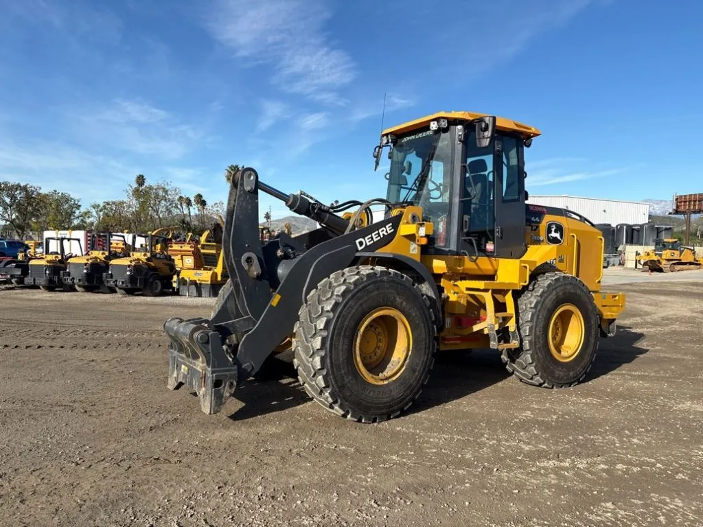 2023 John Deere 544P